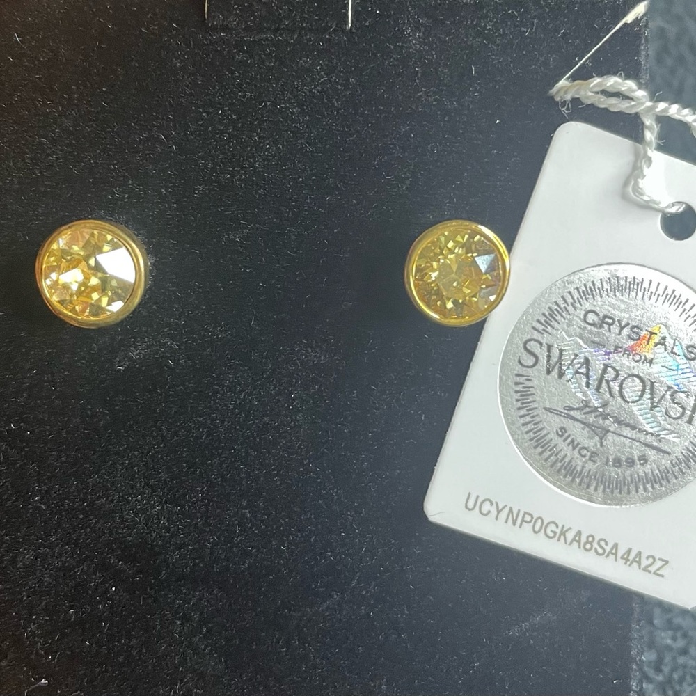Amber Swarovski Crystal earrings studs gold plated NWT